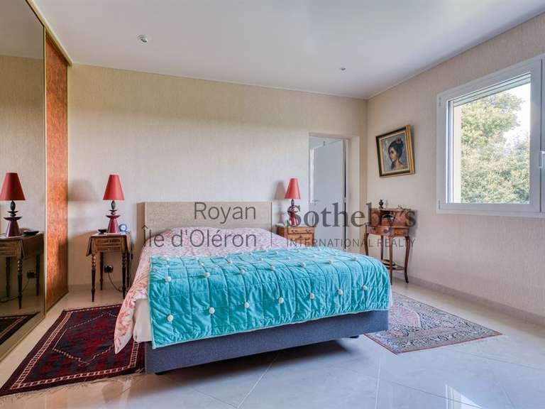 Maison Cognac - 3 chambres - 311m²