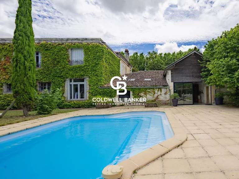House Cognac - 6 bedrooms - 748m²