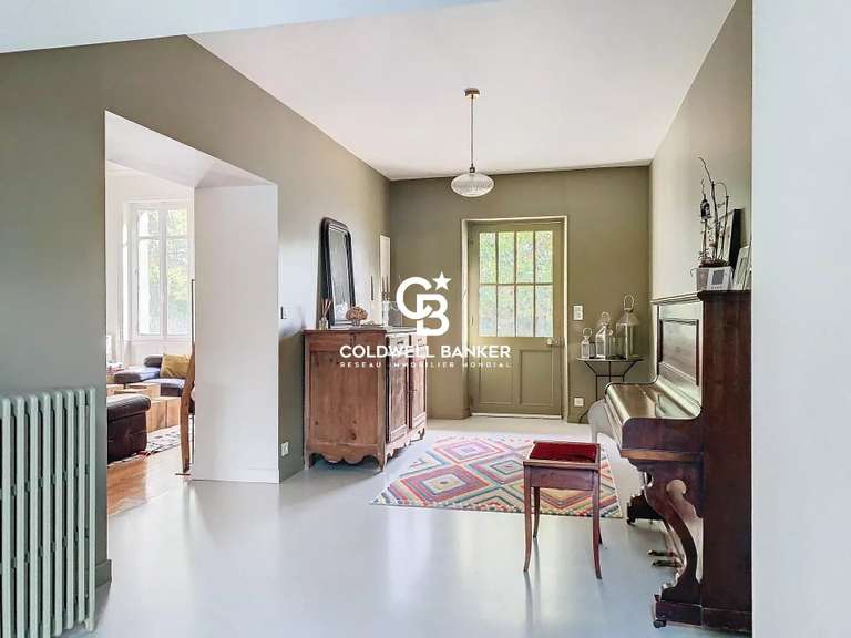 House Cognac - 6 bedrooms - 748m²