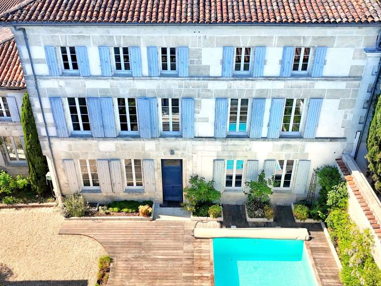 Maison Cognac - 8 chambres - 345m²