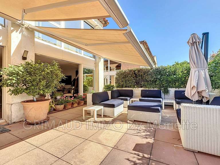 Apartment Cogolin - 3 bedrooms - 98m²