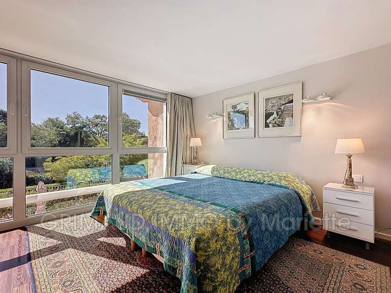 Apartment Cogolin - 3 bedrooms - 98m²