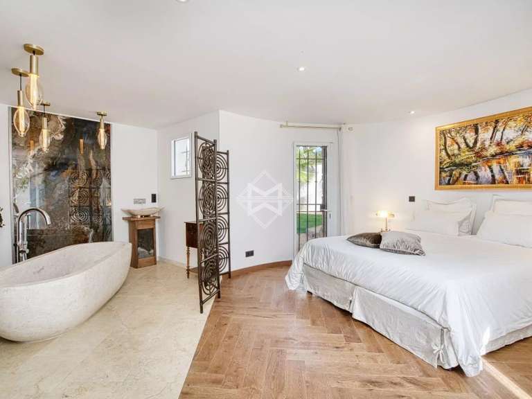 Maison Cogolin - 6 chambres - 280m²