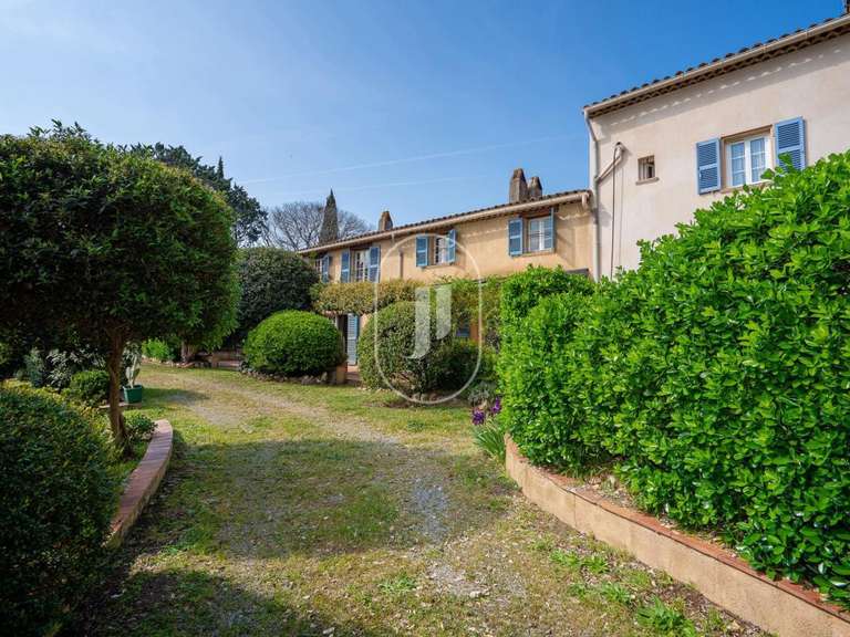 House Cogolin - 7 bedrooms - 310m²