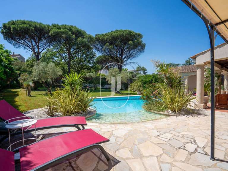 Maison Cogolin - 6 chambres - 245m²