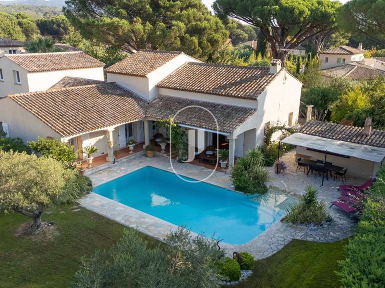 House Cogolin - 6 bedrooms - 245m²