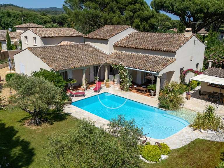 Maison Cogolin - 6 chambres - 245m²