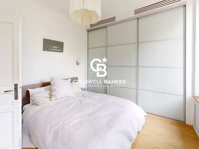 Maison Cogolin - 5 chambres - 141m²