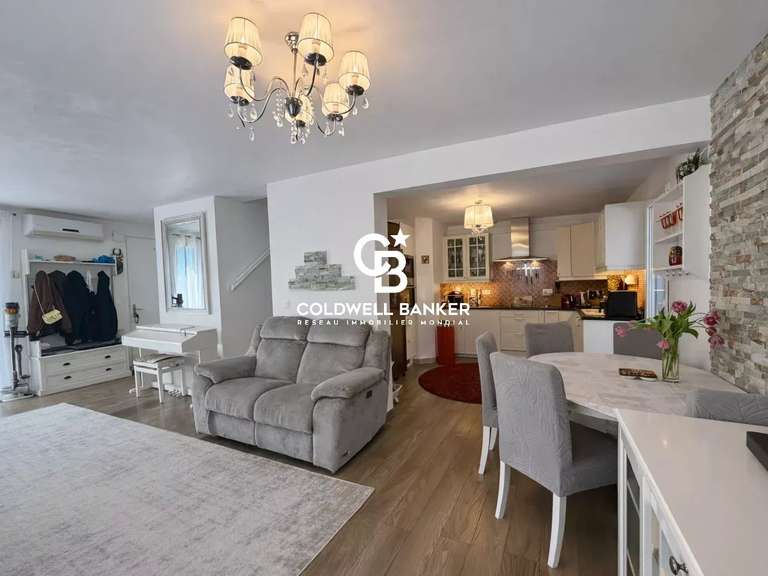 Maison Cogolin - 4 chambres - 175m²