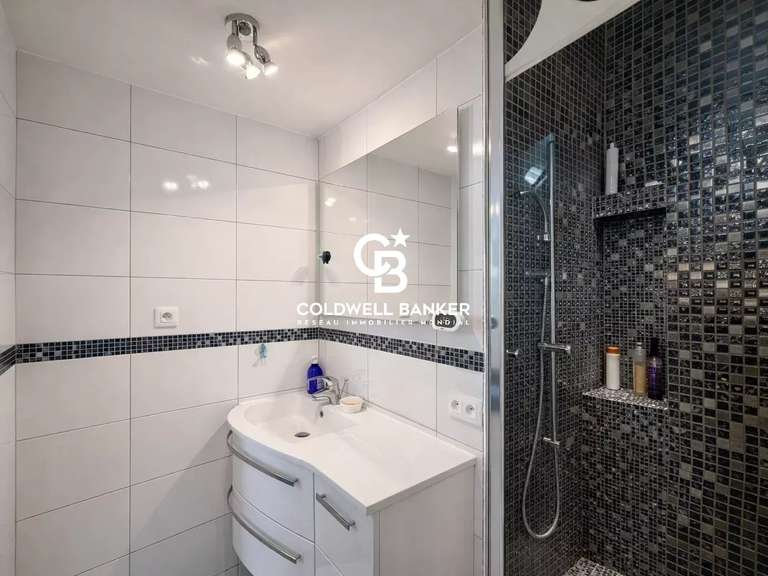 Maison Cogolin - 4 chambres - 175m²