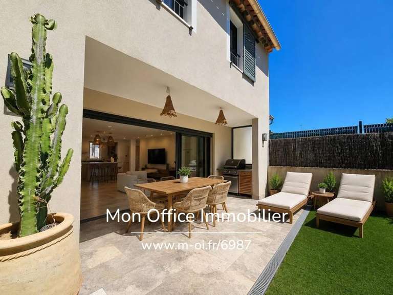 House Cogolin - 3 bedrooms - 145m²