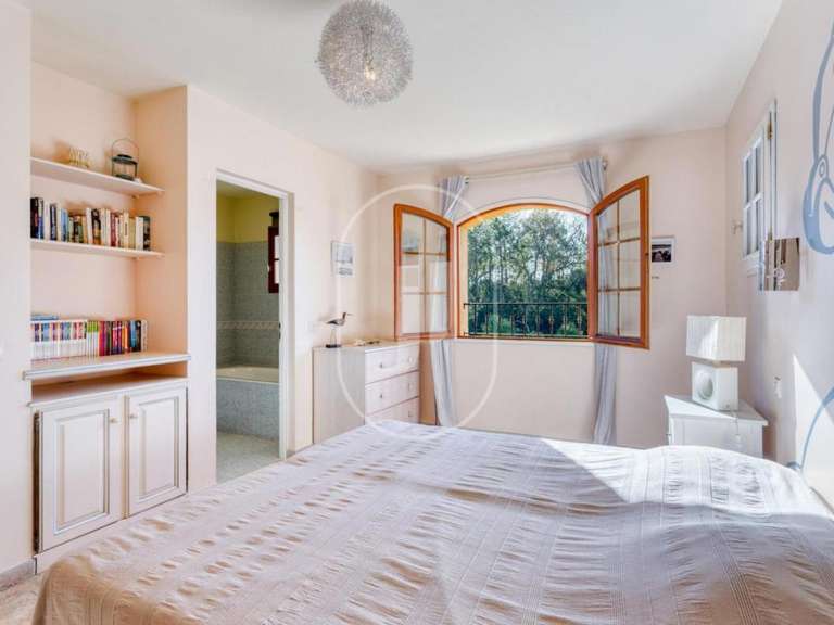 Property Cogolin - 5 bedrooms - 250m²