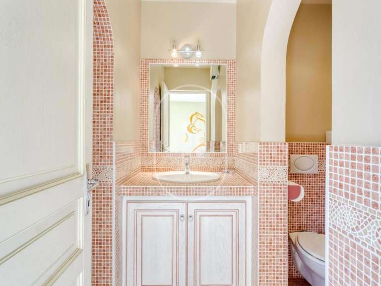 Property Cogolin - 5 bedrooms - 250m²