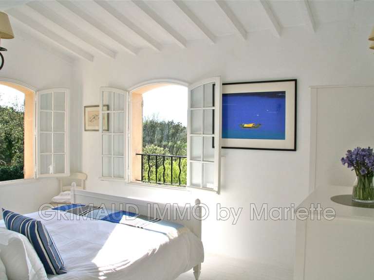 Villa Cogolin - 5 chambres - 202m²