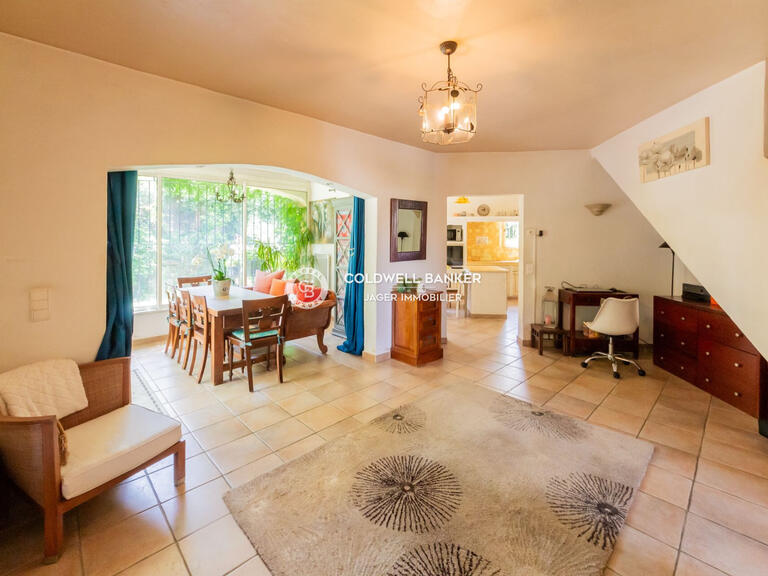 Villa Cogolin - 6 bedrooms - 218m²