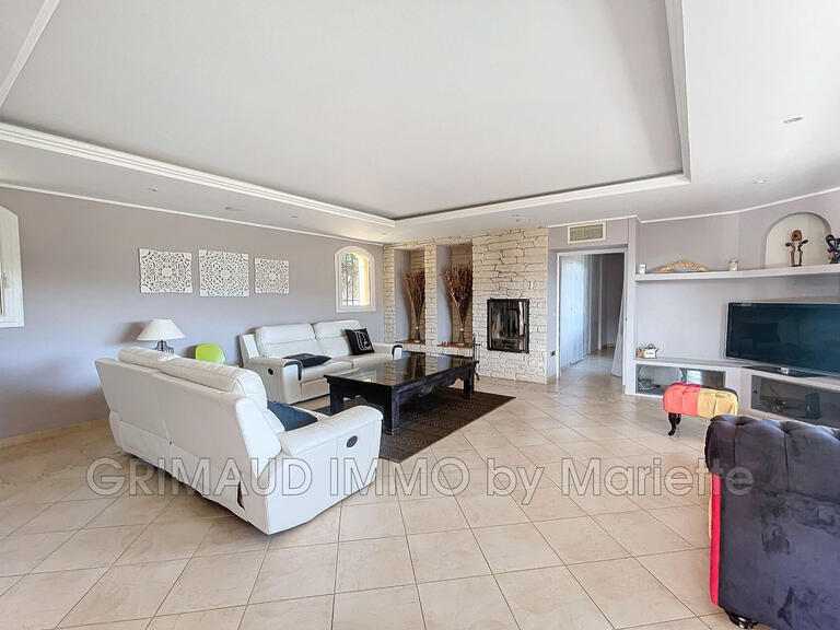 Villa Cogolin - 5 bedrooms - 207m²
