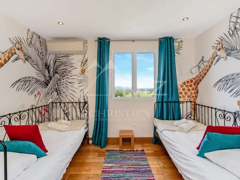 Villa Cogolin - 5 chambres - 180m²