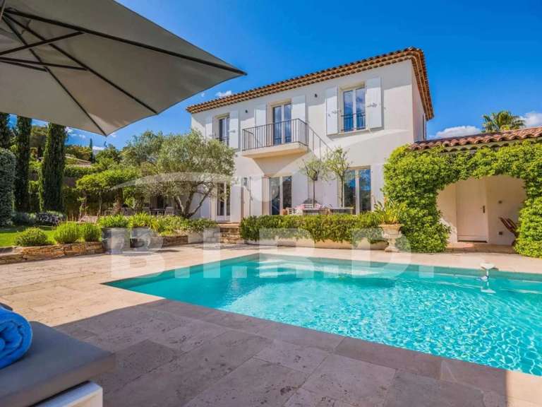 Villa Cogolin - 4 chambres - 160m²