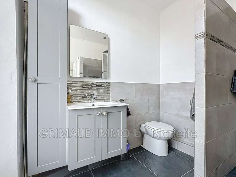 Villa Cogolin - 5 chambres - 141m²