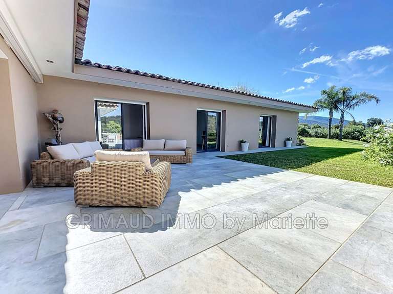Villa Cogolin - 4 chambres - 180m²