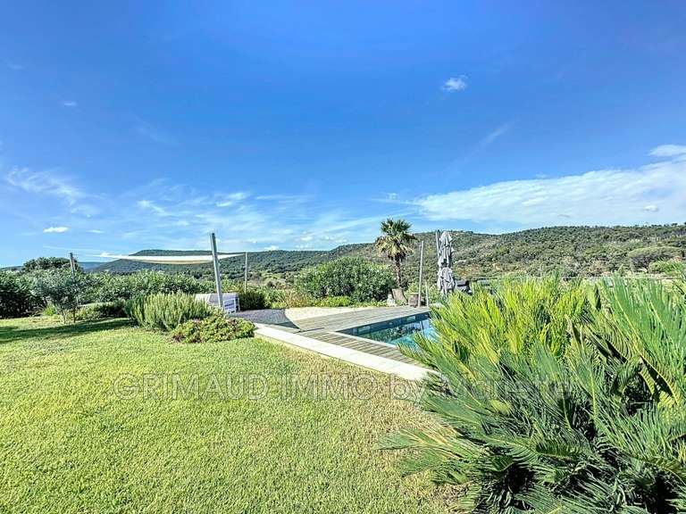 Villa Cogolin - 4 chambres - 180m²