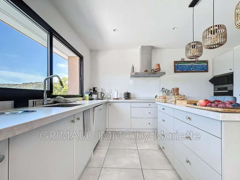 Villa Cogolin - 4 chambres - 180m²