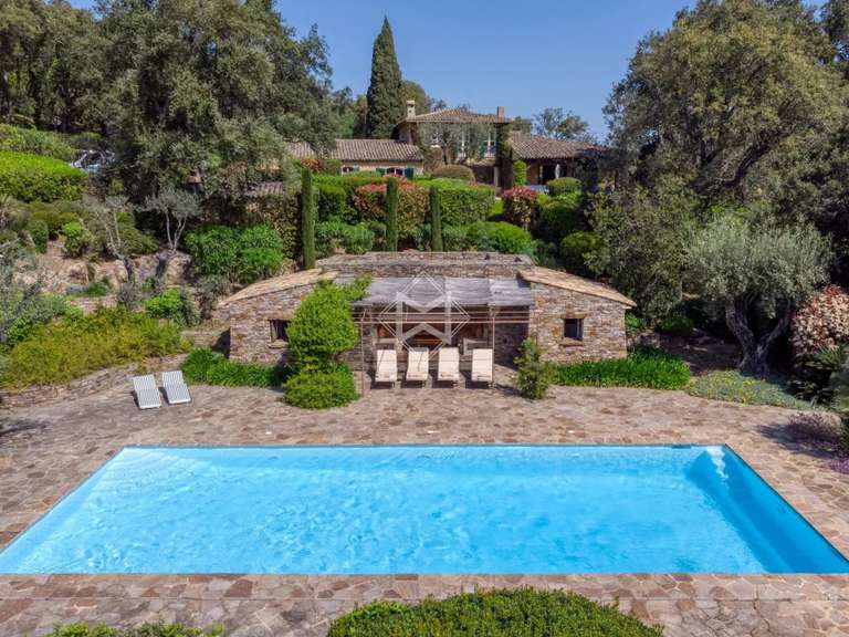 Villa Cogolin - 7 chambres - 550m²