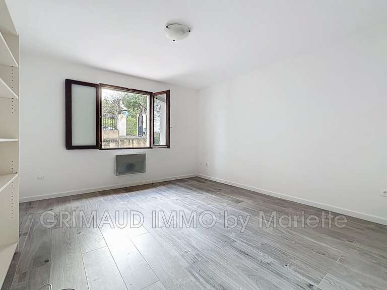 Villa Cogolin - 5 bedrooms - 199m²