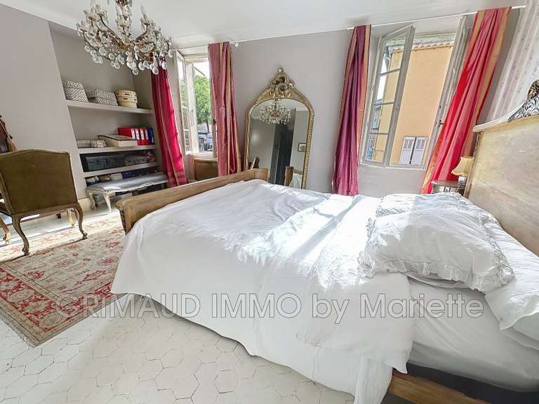 Villa Cogolin - 7 bedrooms - 300m²