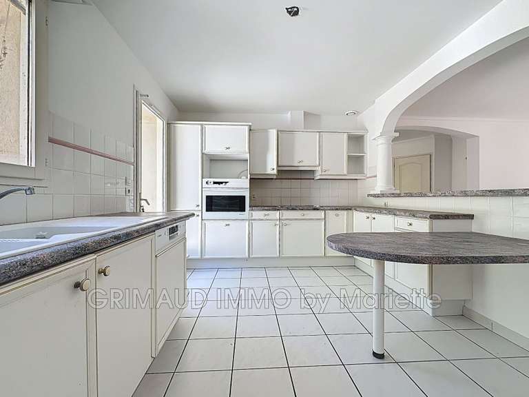 Villa Cogolin - 4 chambres - 155m²