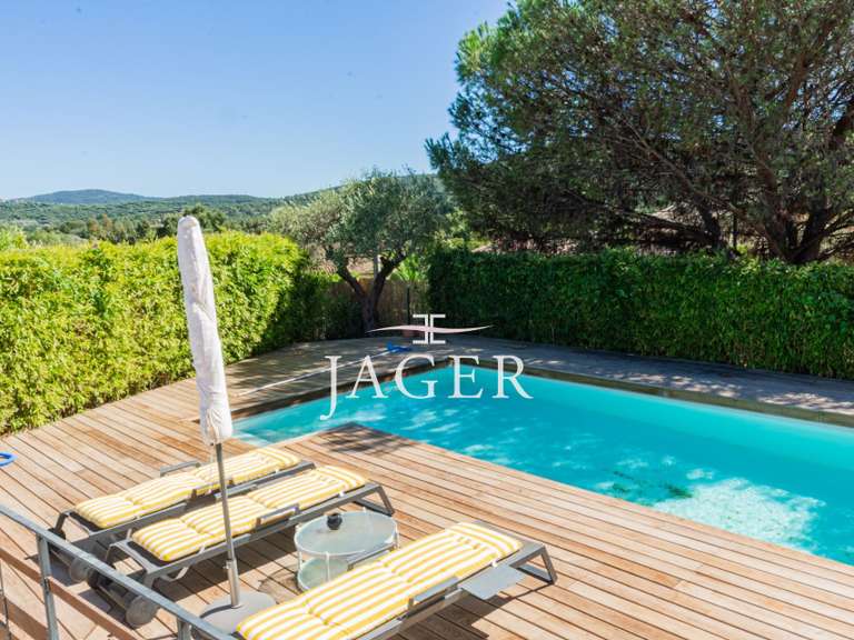 Villa Cogolin - 4 bedrooms - 168m²