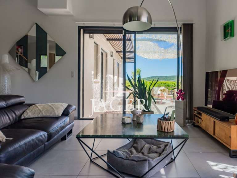 Villa Cogolin - 4 bedrooms - 168m²