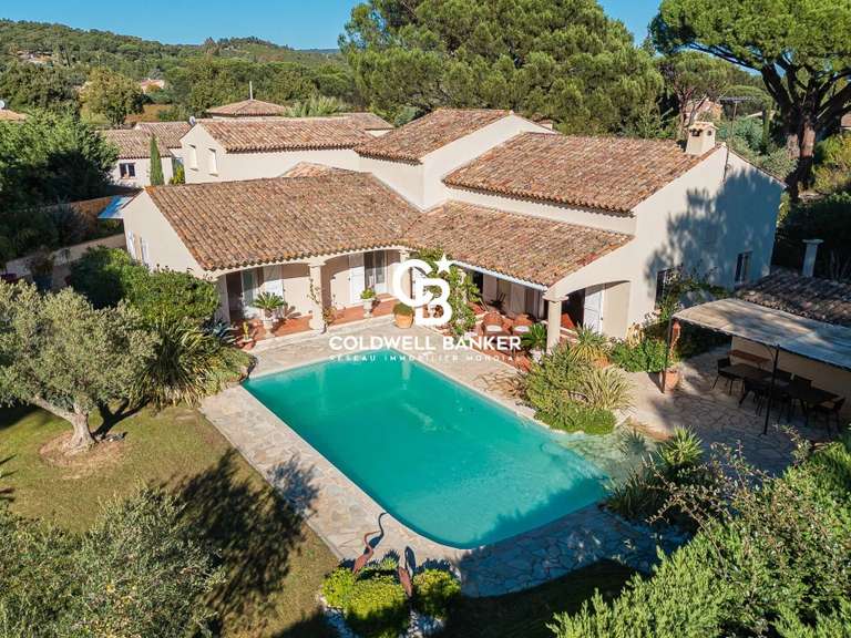 Villa Cogolin - 6 chambres - 245m²