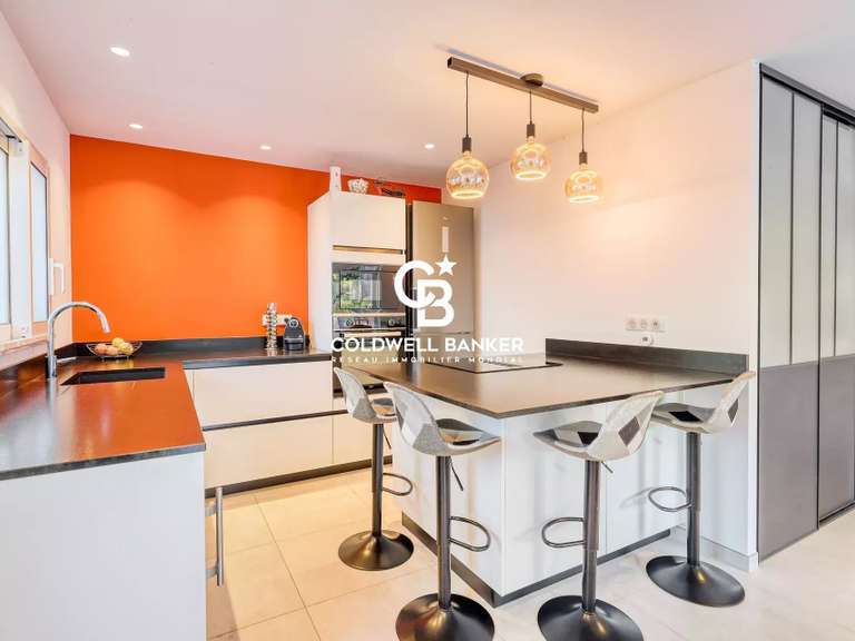 Villa Cogolin - 6 chambres - 245m²