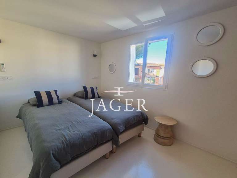 Villa Cogolin - 4 chambres - 81m²