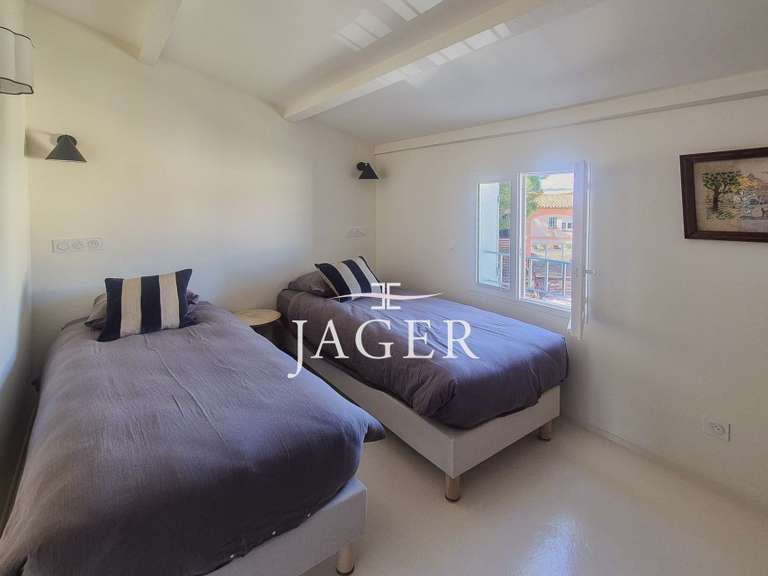 Villa Cogolin - 4 chambres - 81m²