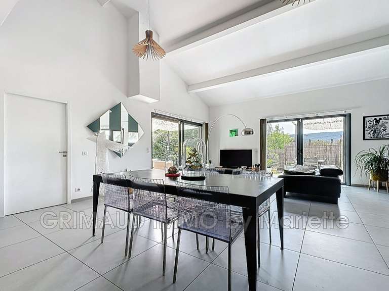 Villa Cogolin - 4 chambres - 168m²