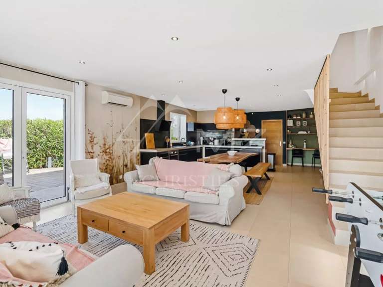Villa Cogolin - 5 chambres - 180m²