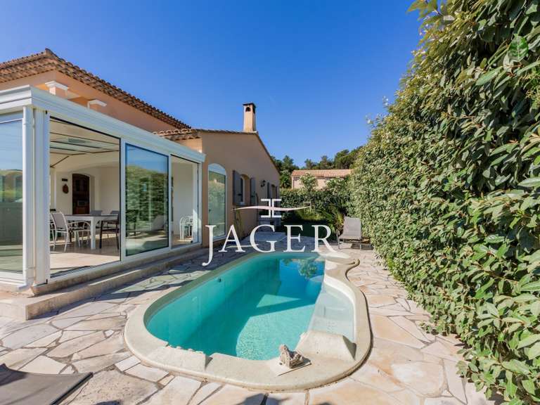 Villa Cogolin - 4 chambres - 110m²