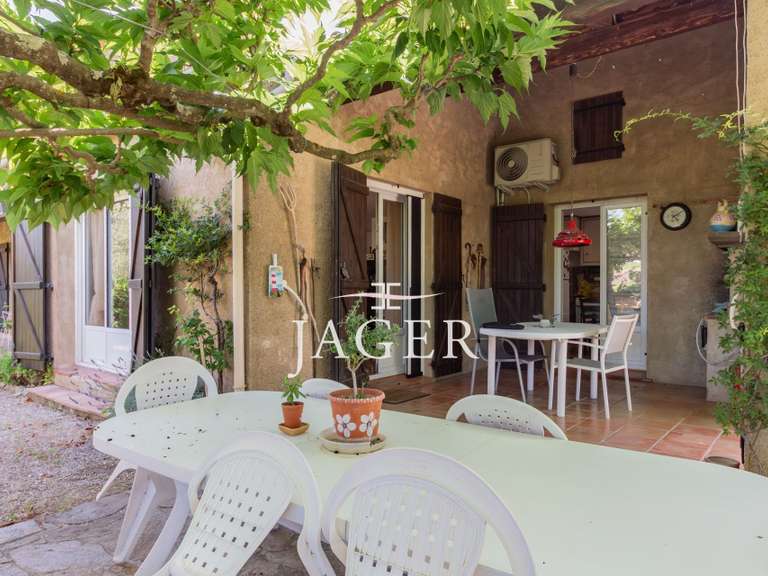 Villa Cogolin - 4 chambres - 200m²