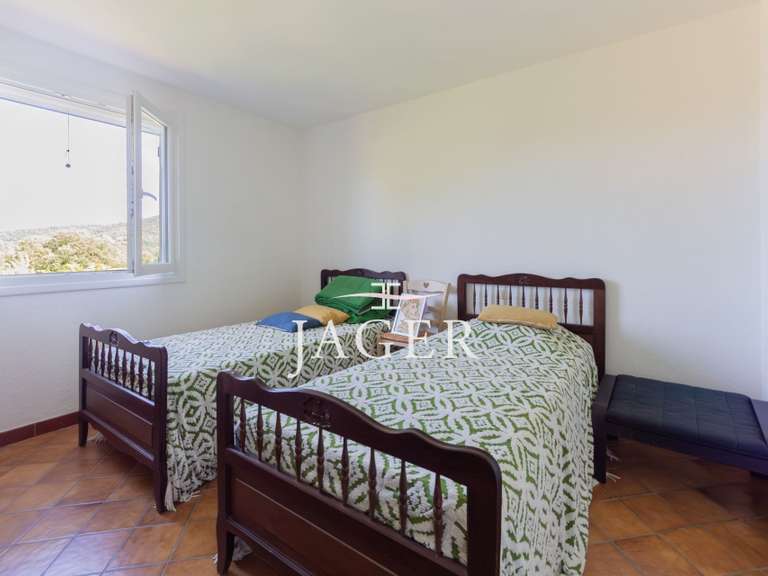 Villa Cogolin - 4 chambres - 200m²