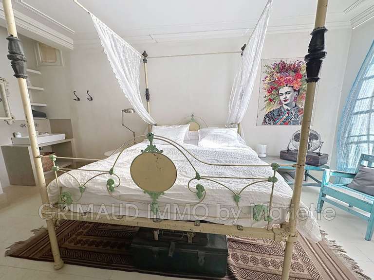 Villa Cogolin - 7 chambres - 237m²