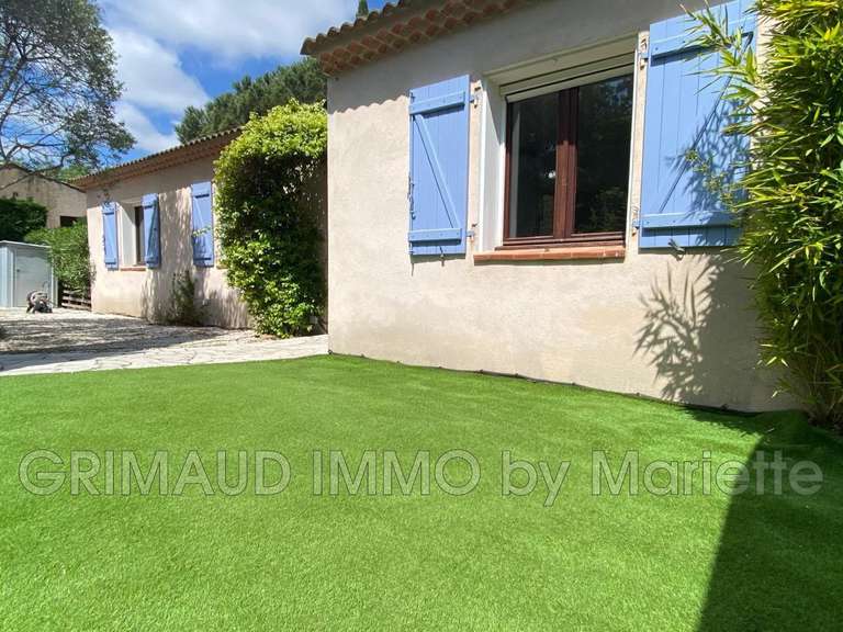 Villa Cogolin - 5 chambres - 200m²