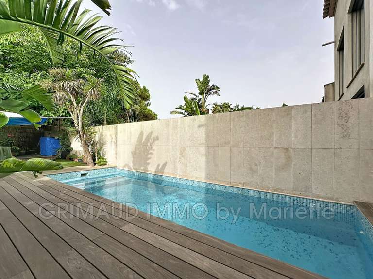 Villa Cogolin - 3 chambres - 137m²