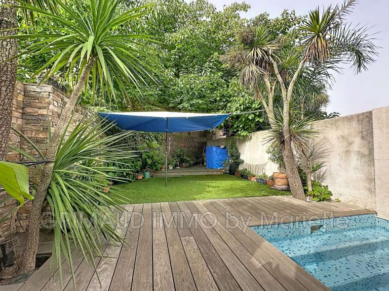 Villa Cogolin - 3 chambres - 137m²