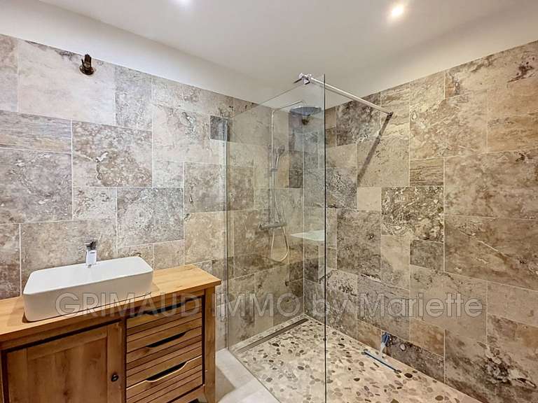 Villa Cogolin - 3 chambres - 145m²