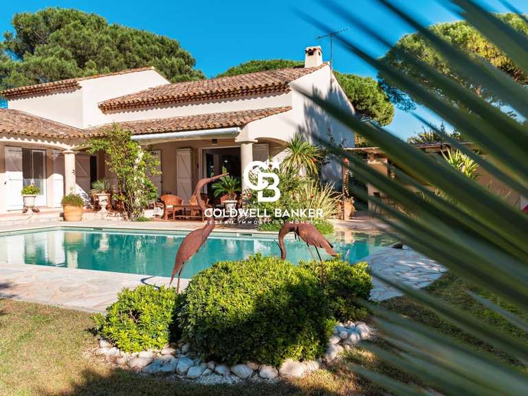 Villa Cogolin - 6 chambres - 245m²