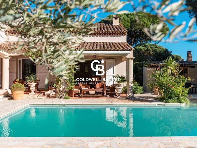 Villa Cogolin - 6 chambres - 245m²