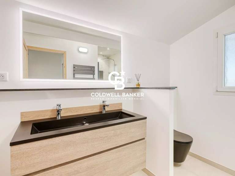 Villa Cogolin - 6 chambres - 245m²