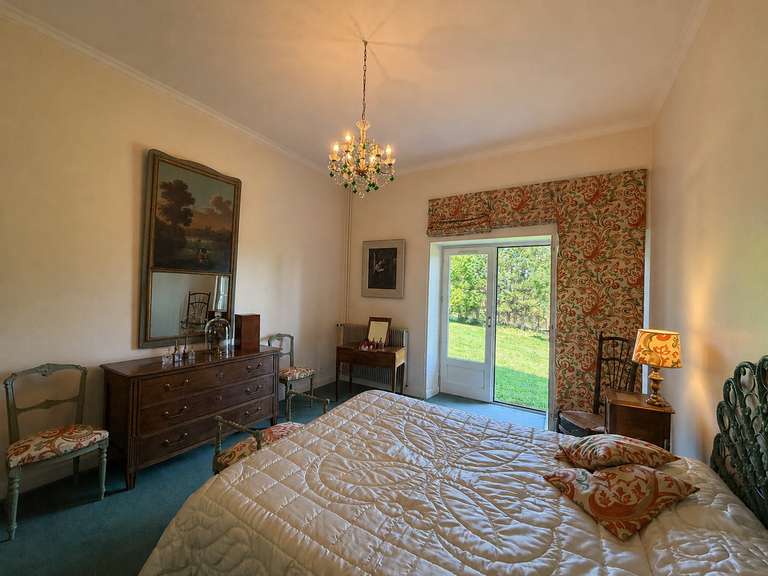 Maison Colayrac-Saint-Cirq - 6 chambres - 280m²